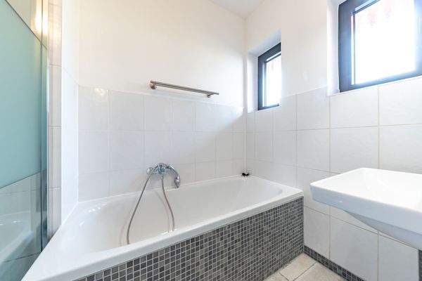 Tageslichtbad Wannenansicht