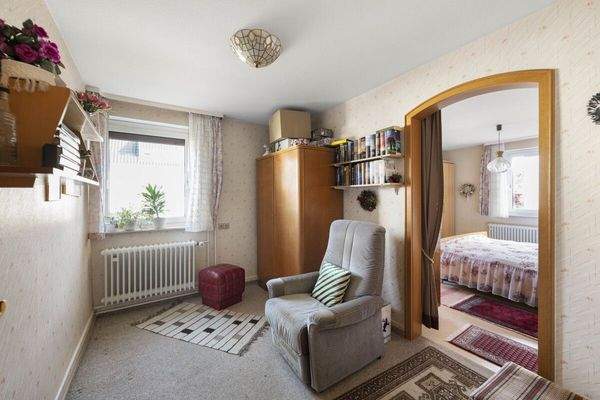 Ankleide/Schlafzimmer EG