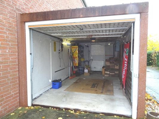 Garage mit Elektoantrieb
