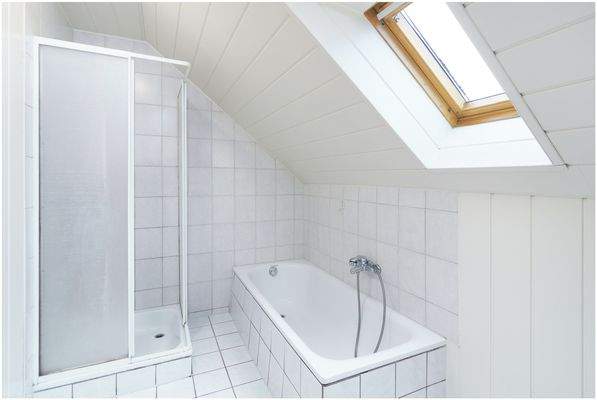 Badezimmer OG hinten