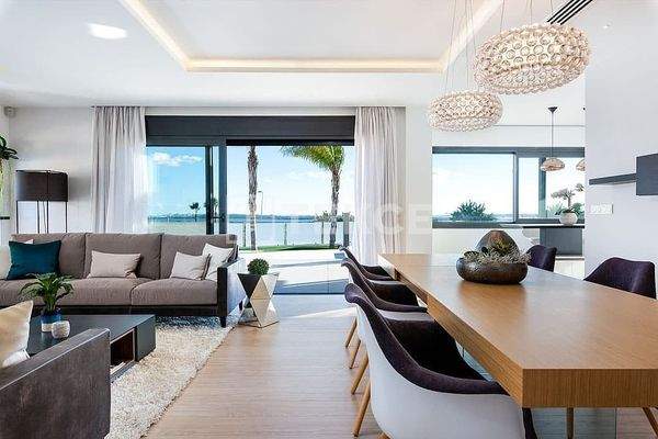 Key-Ready Villas with Pool and Solarium in Ciudad Quesada