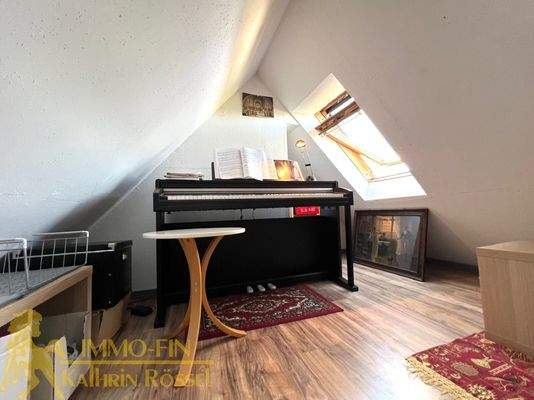 Spitzboden über Kinderzimmer (Westseite)