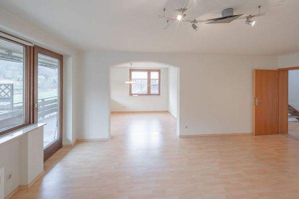 Wohn-Esszimmer Hauptwohnung