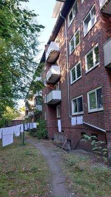 17-Haus - Rückseite - Innenhof