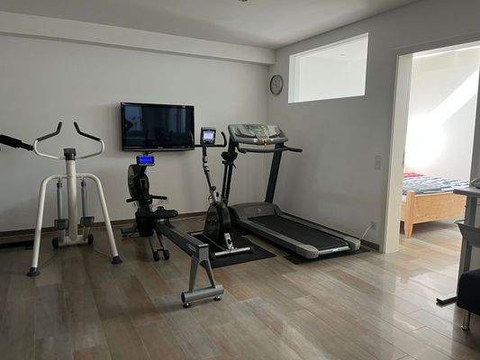 Hobbraum 1 mit Tageslicht.jpg