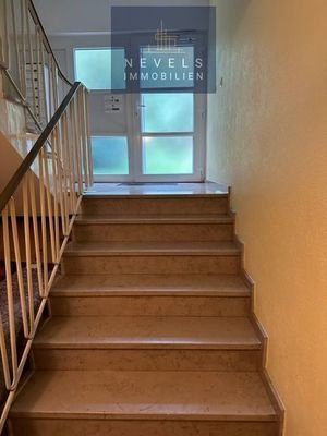 Treppe zur Wohnung