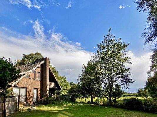 Garten und Blick ins Grüne