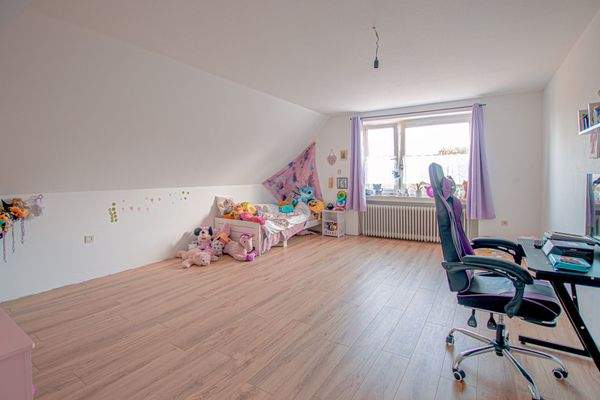 Kinderzimmer 1 Dachgeschoss