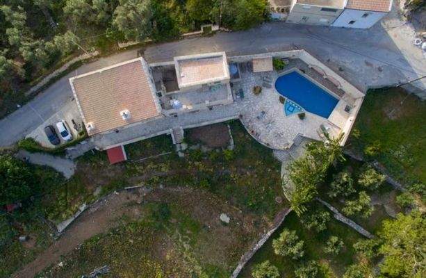 Kreta, Zouridi: Renoviertes Steinhaus aus dem 19. Jahrhundert mit Pool zu verkaufen