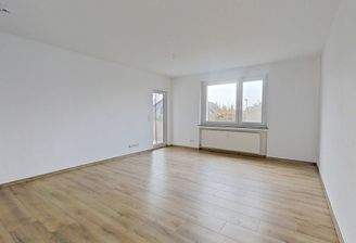 Ansicht I: Wohn- und Esszimmer