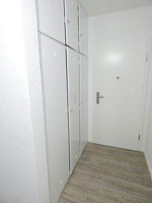 Beispielfoto Diele mit Abstellraum