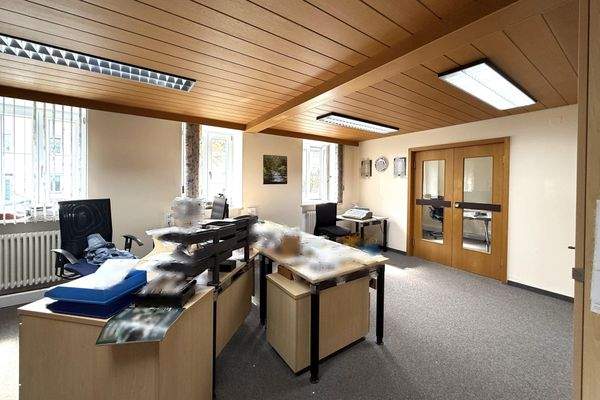 Büro im Erdgeschoss