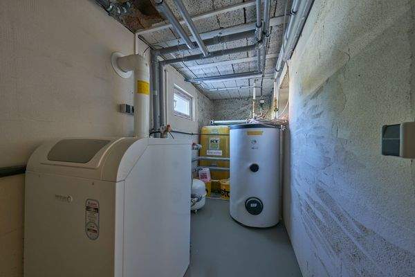 Heizraum mit Öllager