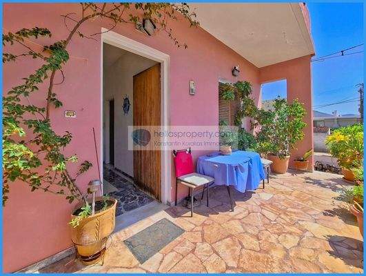 0c037b0a4d234f6e9d188411dc2715bc-original