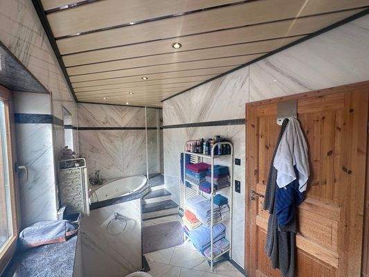 a00ae09a-978f-45ef-a75e-b505a3c39c75