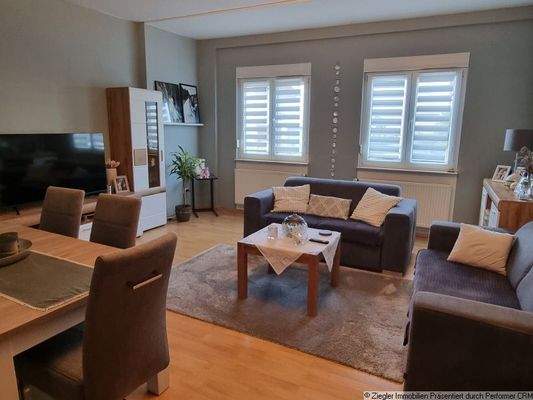 14 EG - Links - Wohn-, Esszimmer a