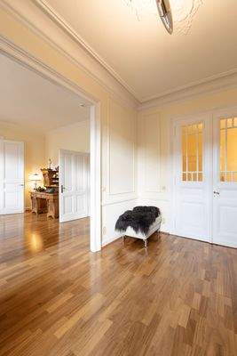 Arbeitszimmer - Blick ins Wohnzimmer