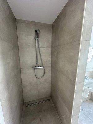 Ebenerdige Dusche