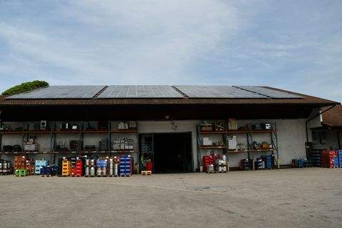 Kirchham Halle, Kirchham Hallenfläche