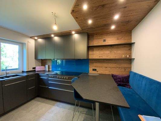 EG - Küche mit Sitzgelegenheit