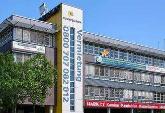 aussenansicht-businesspark-ber