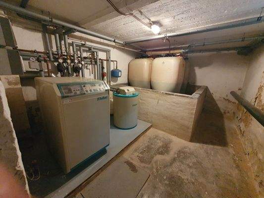 27. Ölzentralheizung.jpg