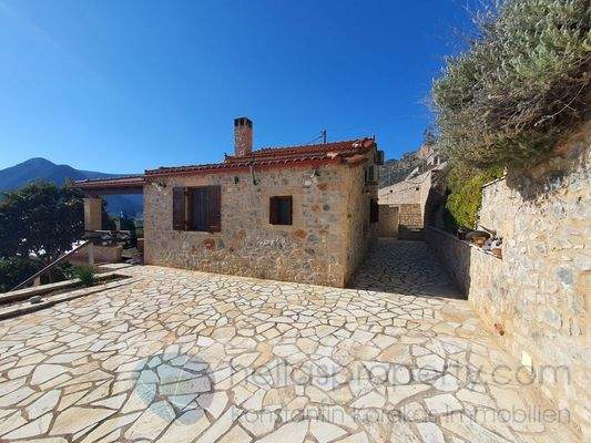 img_cbc1a739-c156-45ca-ab70-1a205273f615