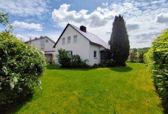 Außenansicht, großer Garten