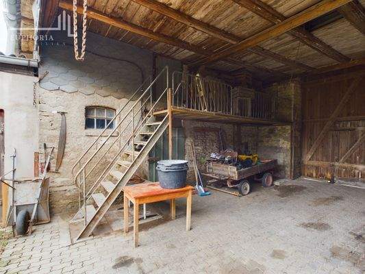 CAM03352G0-PR0039-STILL054