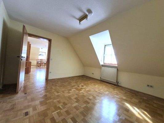 Schlafzimmer (2).jpg