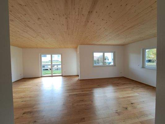 Wohn-,Ess-,Küchenbereich