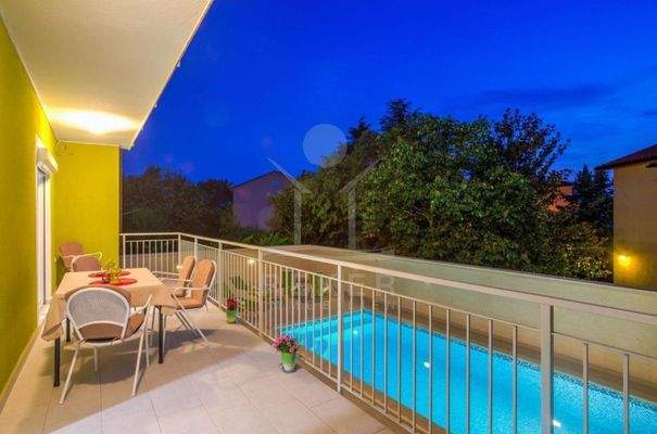 1 Schlafzimmer im EG