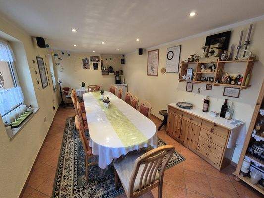 Partyraum im Nebengebäude