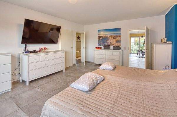 Master-Bedroom im Obergeschoss