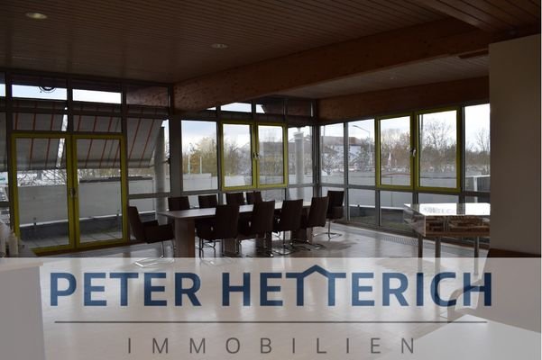 Besprechungsraum, Chefbüro