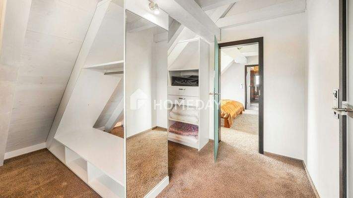 1. OG Ankleidezimmer 2