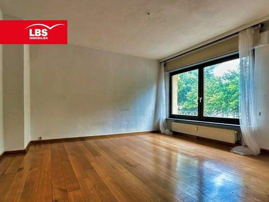 2. OG links - Schlafzimmer