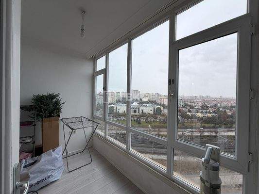 Apartment in a Secure Complex Near the Metro in Ankara Etimesgut