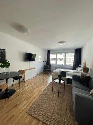 Blick in die Wohnung.jpg