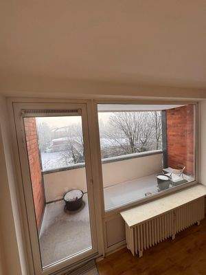 5e81e8d1-a8c8-4d8f-81b9-c0105f47e034