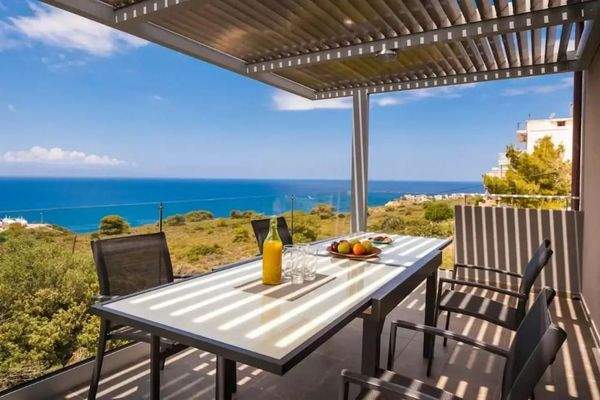 Kreta, Akrotiri: Geräumige moderne Villa mit spektakulärem Blick auf das Meer und die Bucht zu verkaufen