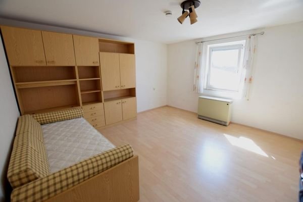 Schlafzimmer 2 OG