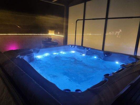 Whirlpool beleuchtet