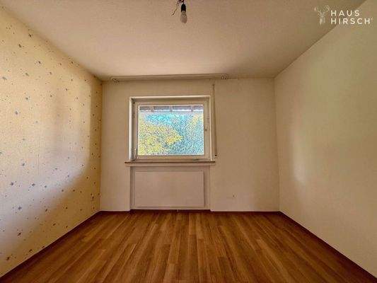 OG - Kinder-/Arbeitszimmer