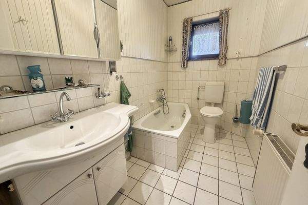 Tageslichtbad im Erdgeschoss