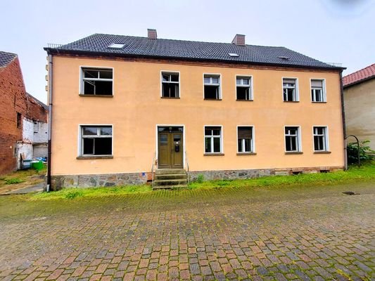 Zweifamilienhaus auf dem Land