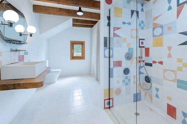 Badezimmer im Erdgeschoss