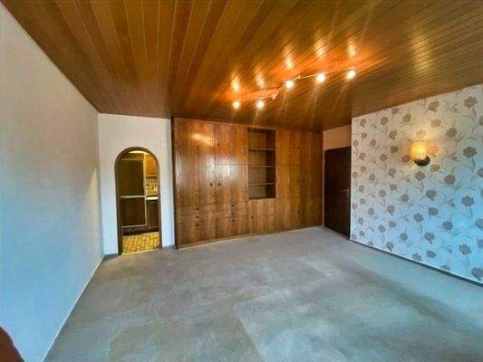 Wohnbereich mit Zugang zur Küche