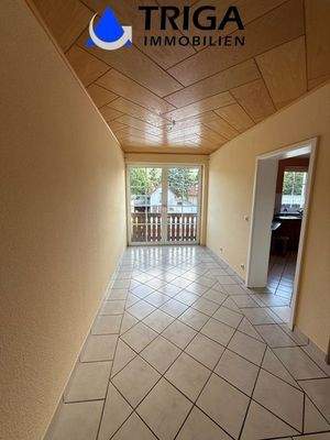 offener Essbereich vor der Küche 