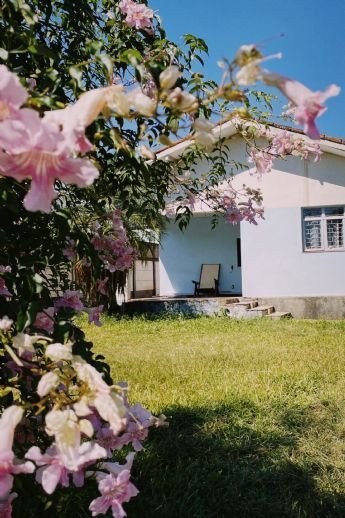 *Freistehendes, kleines Einfamilienhaus mit Garage & Garten in Winterscheid